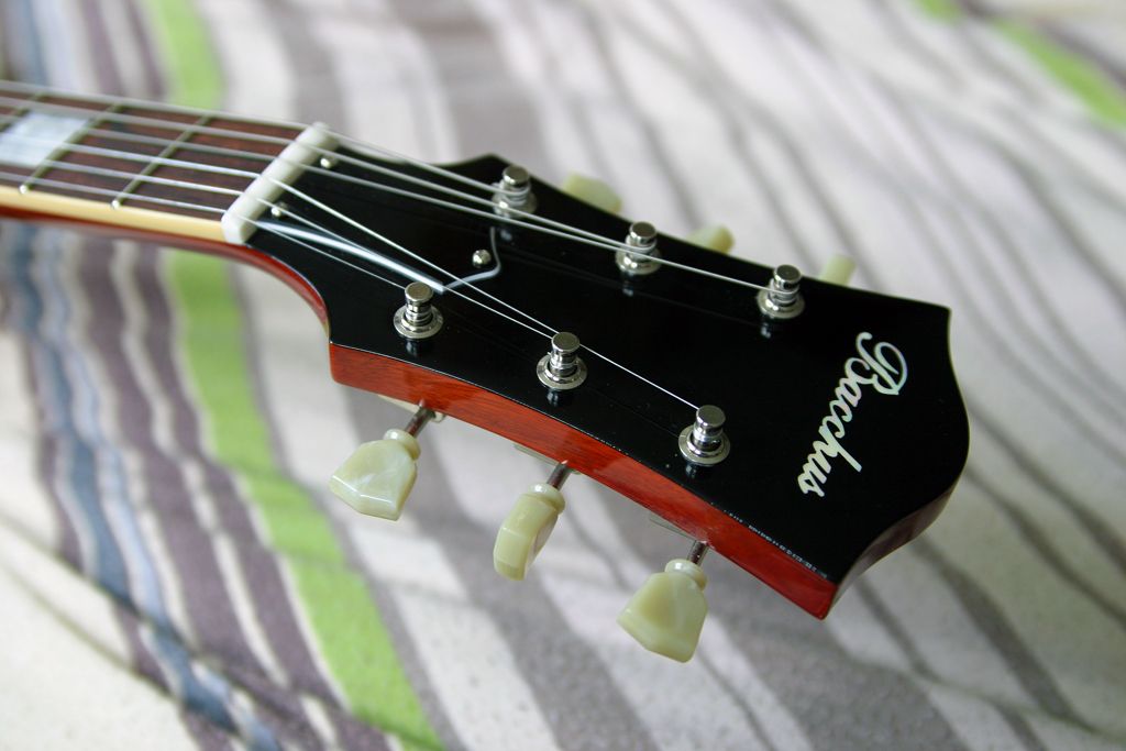 Sold Guitars / Bacchus Duke Standard