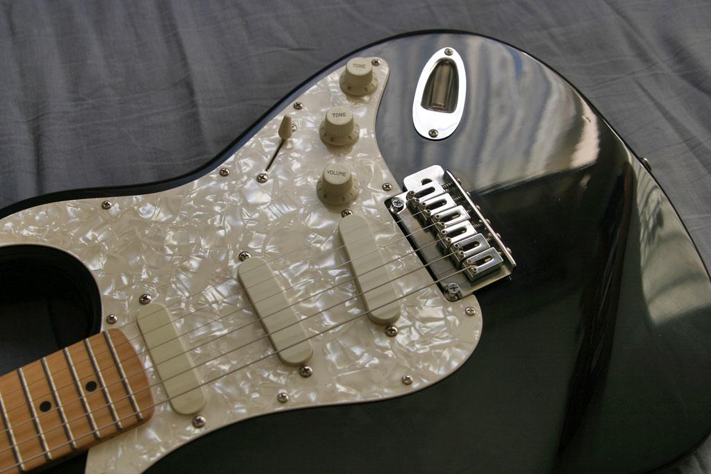 Sold Guitars / Cheri ST-M