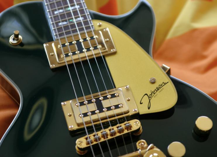 Sold Guitars / Johnson JP-EE-CGR