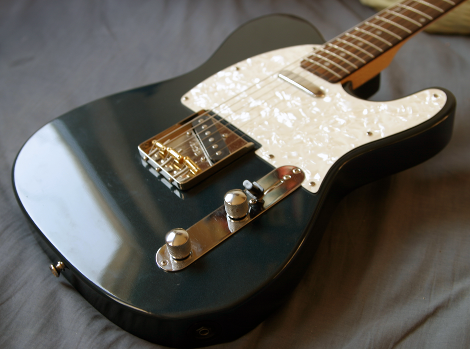 Sold Guitars / Vester Voyager Tele