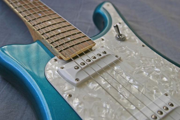 Sold Guitars / Yamaha SGV-800