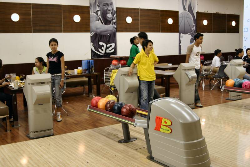 Bowling with Ple